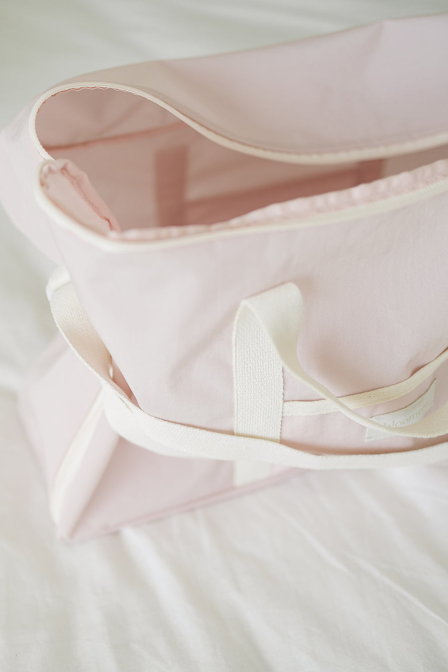 Portable Bedding Set Bags (Light Pink)