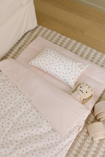 Organic Portable Bedding Set- Petal