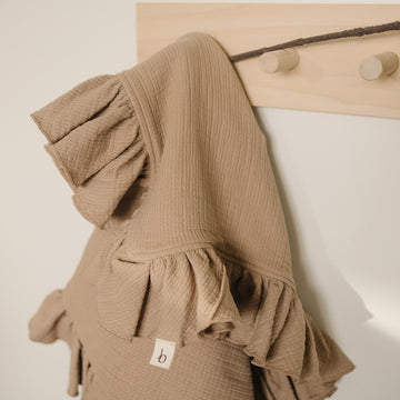 Ruffle Blanket- Hazel